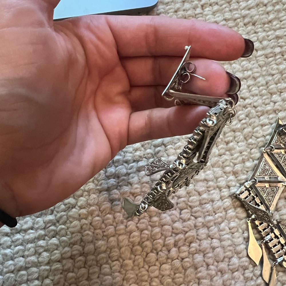 Dylanlex Geometric Silver Statement Earrings - image 5